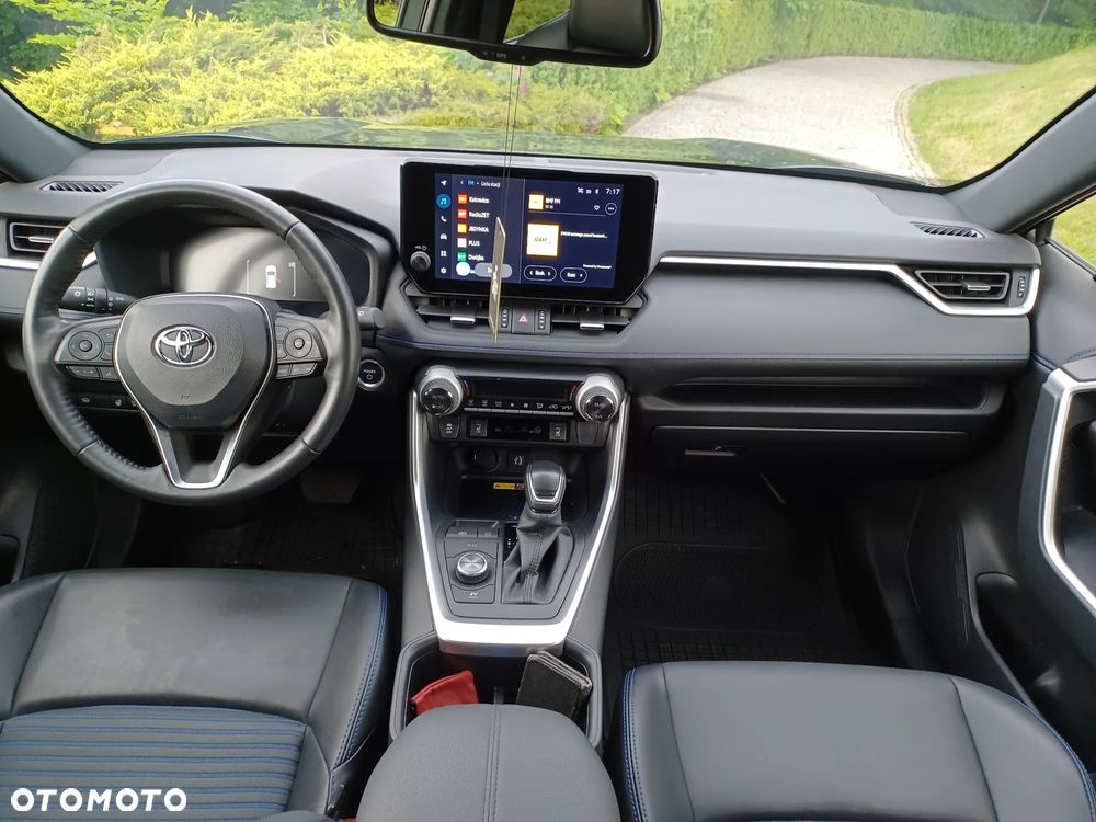 Toyota RAV4 - 24