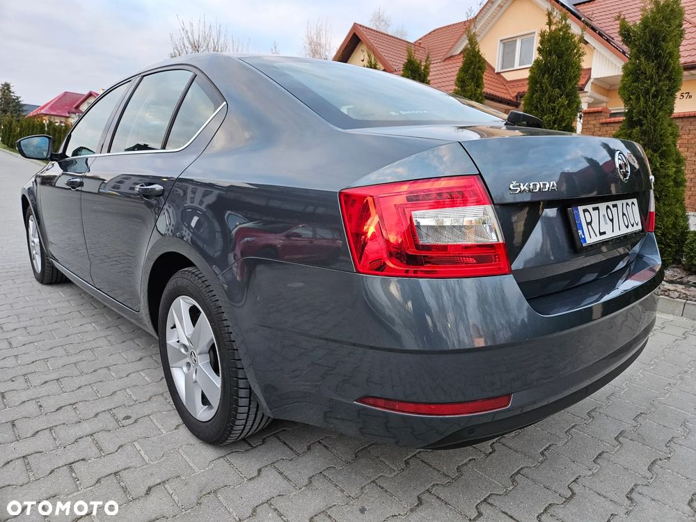 Skoda Octavia 1.4 TSI Ambition - 3