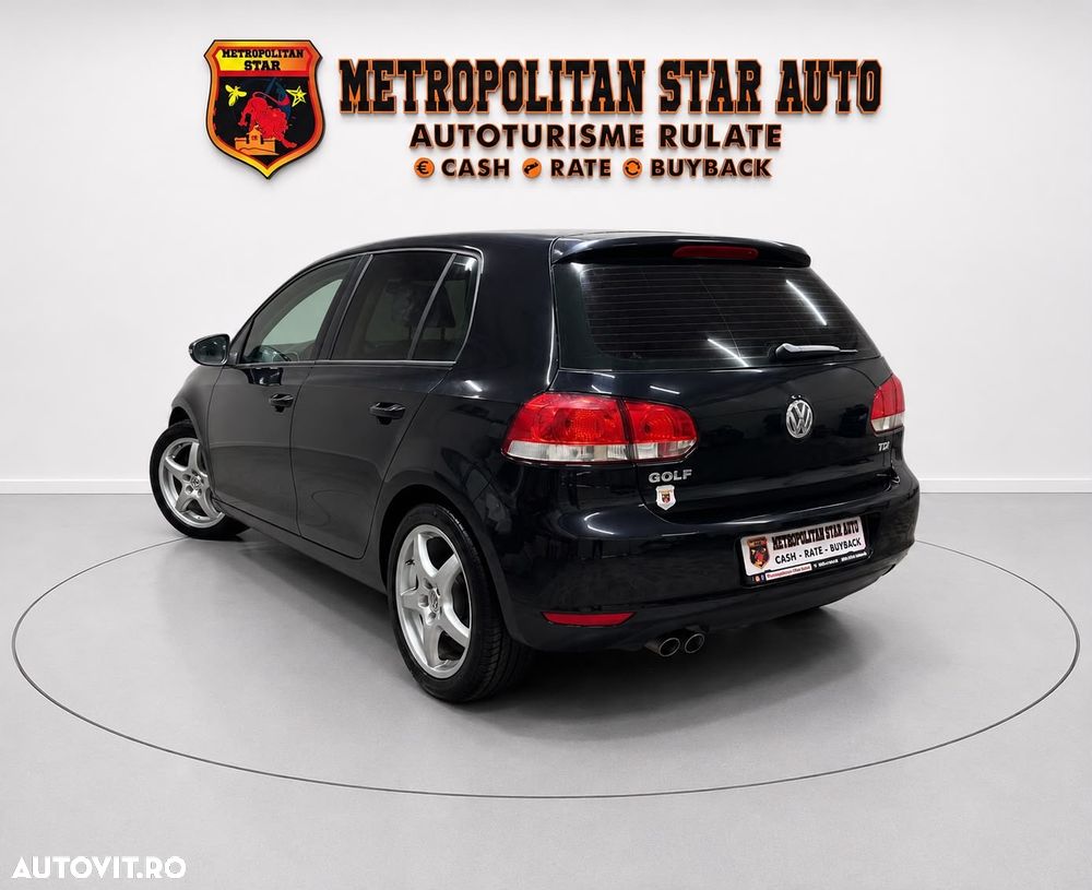 Volkswagen Golf - 4