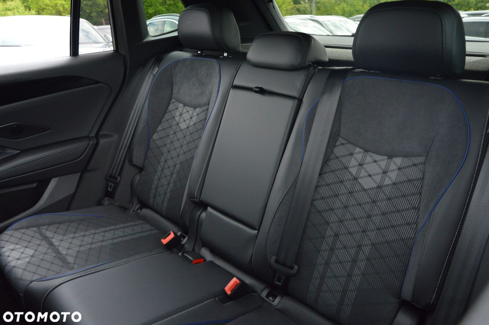 Volkswagen Tiguan - 14