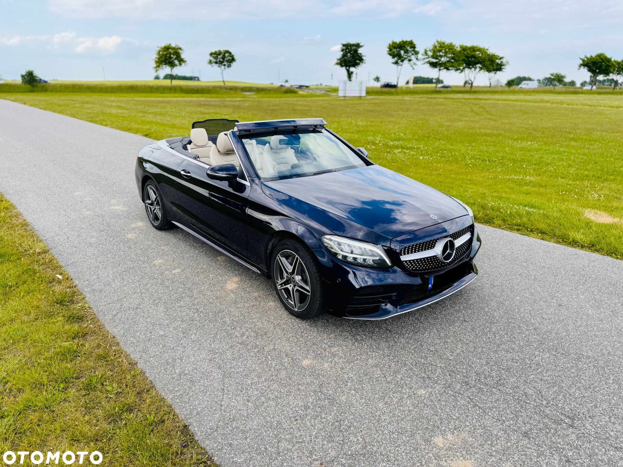 Mercedes-Benz Klasa C 300 4Matic 9G-TRONIC AMG Line - 9