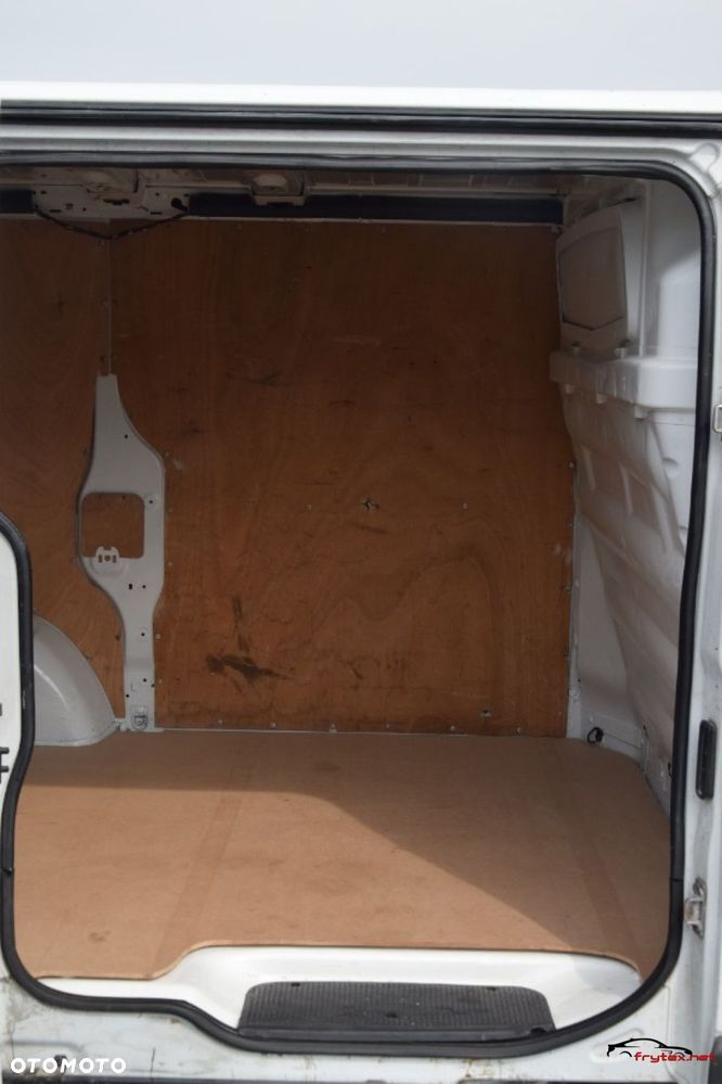 Opel Vivaro - 14