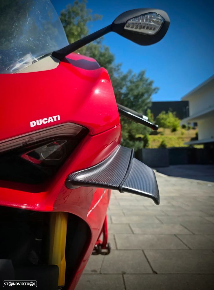 Ducati Panigale V4 S - 11