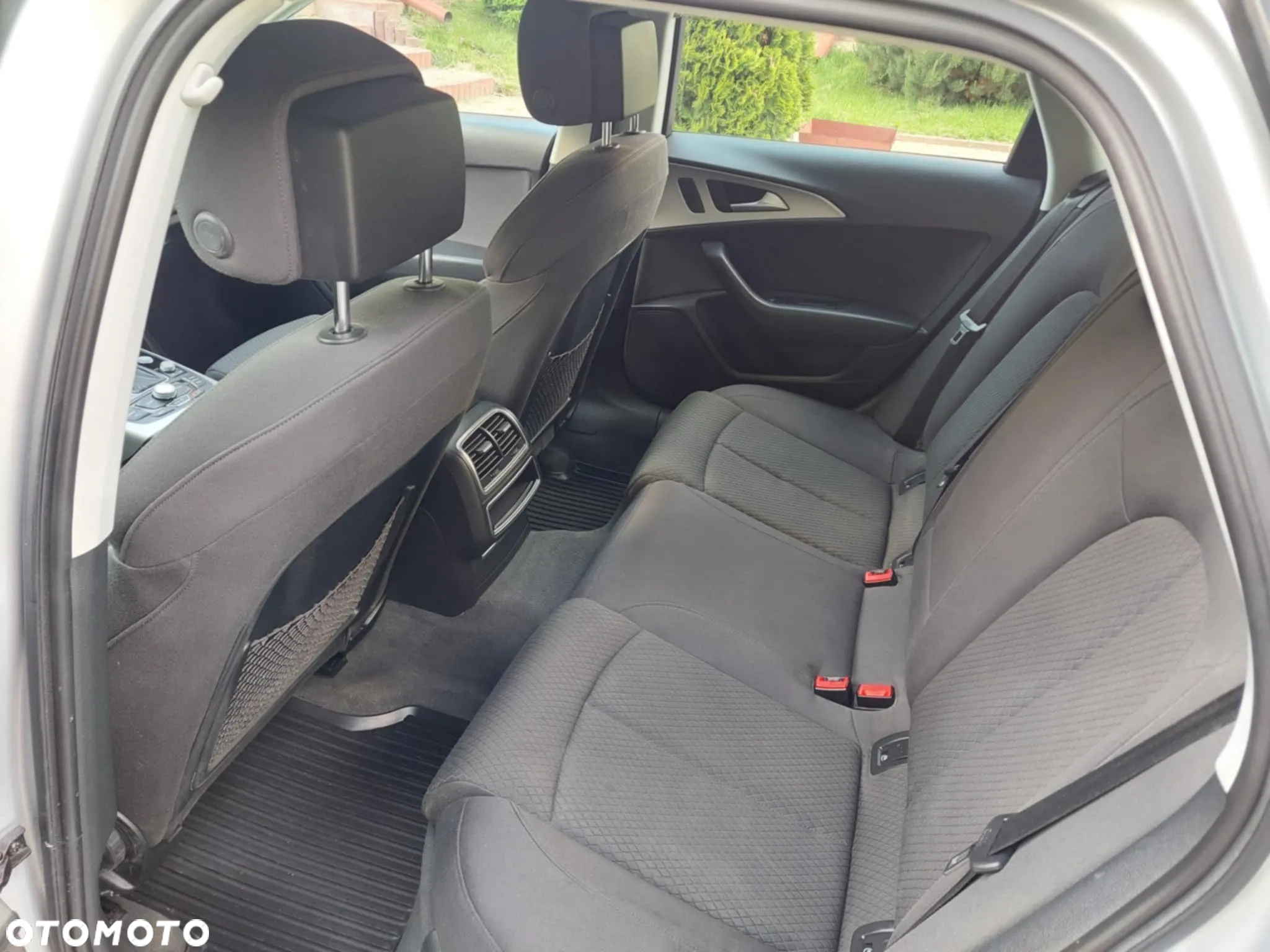 Audi A6 Avant 2.0 TDI Ultra S tronic - 8