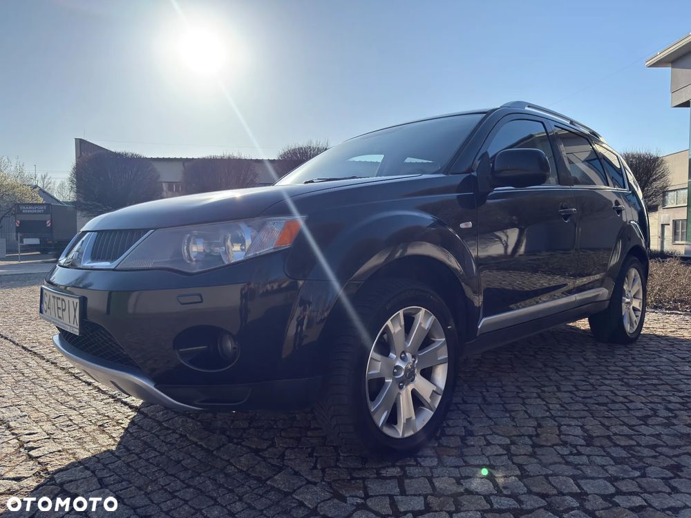 Mitsubishi Outlander 2.0 DID Intense + SE - 4
