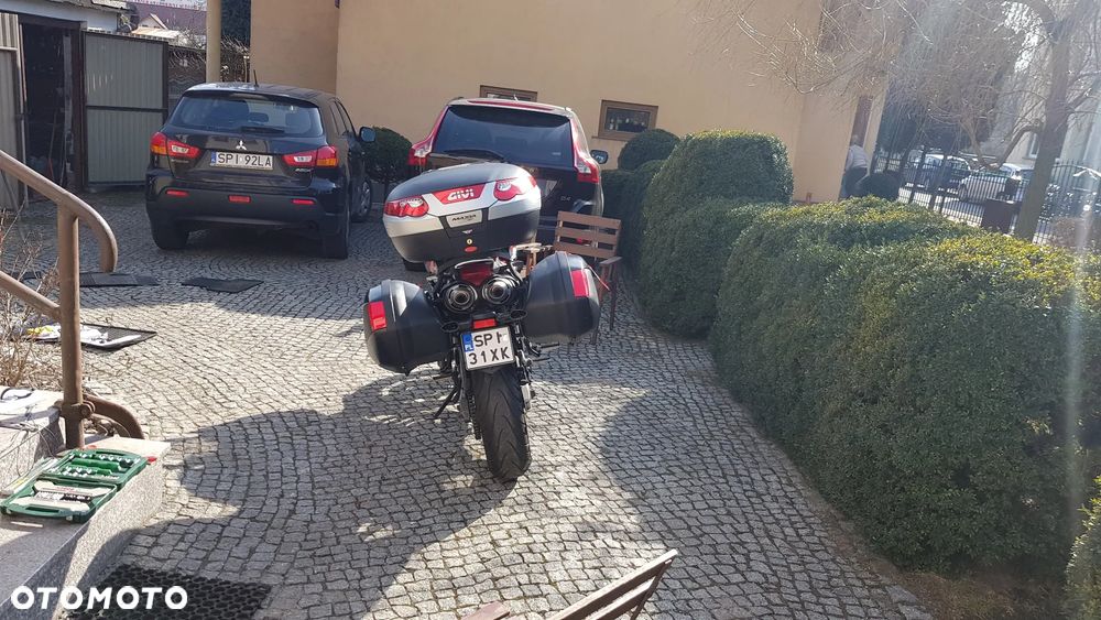 Yamaha FZ6 - 3