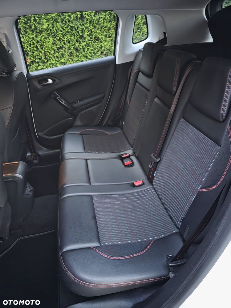 Peugeot 2008 PureTech 110 Stop&Start GT-Line Edition - 11