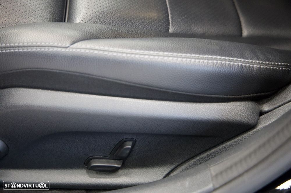 Mercedes-Benz C 300 de T 9G-TRONIC AMG Line - 23