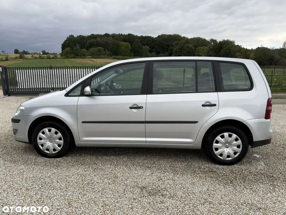 Volkswagen Touran 1.9 TDI DPF Conceptline - 9