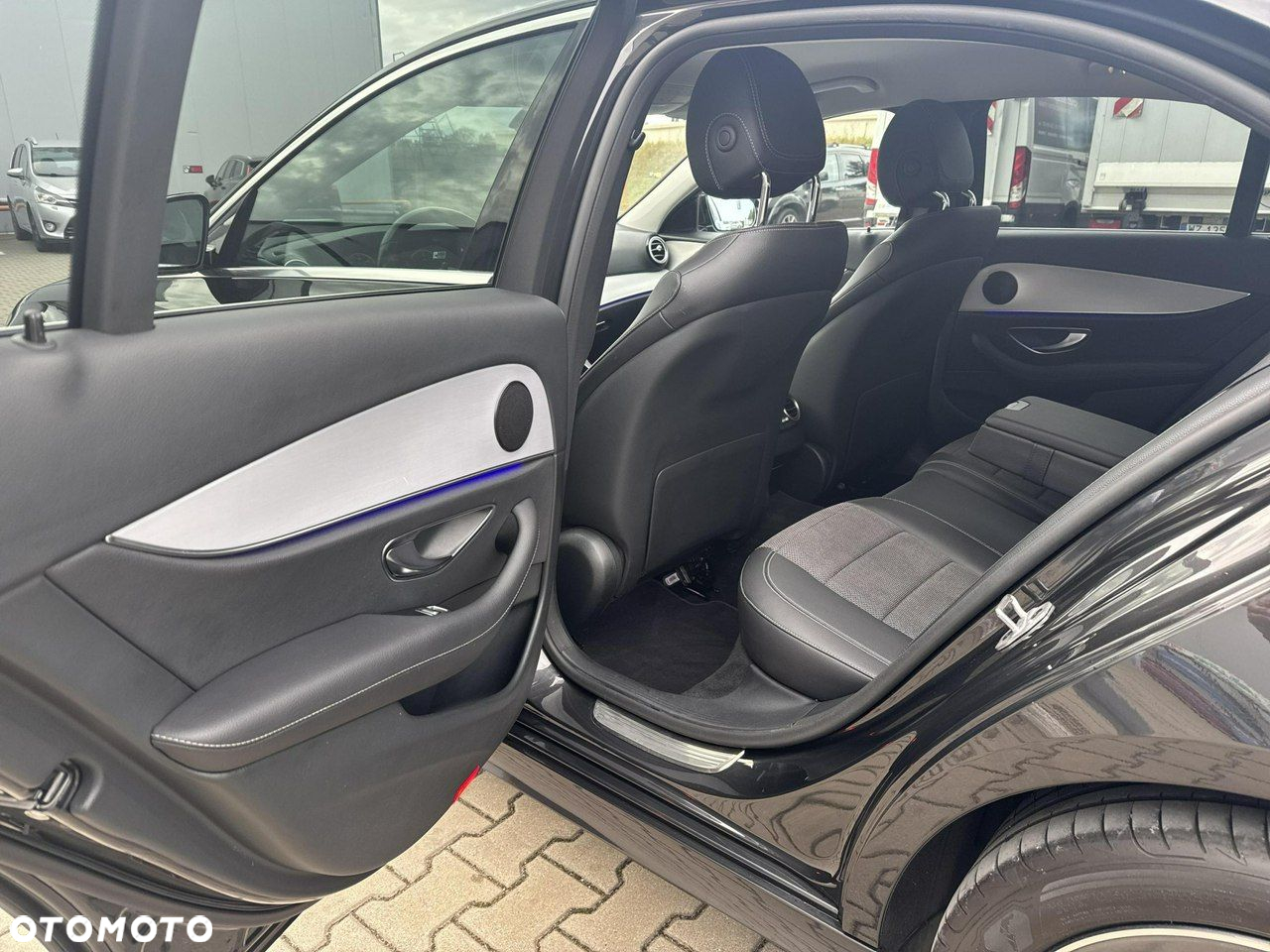 Mercedes-Benz Klasa E - 14