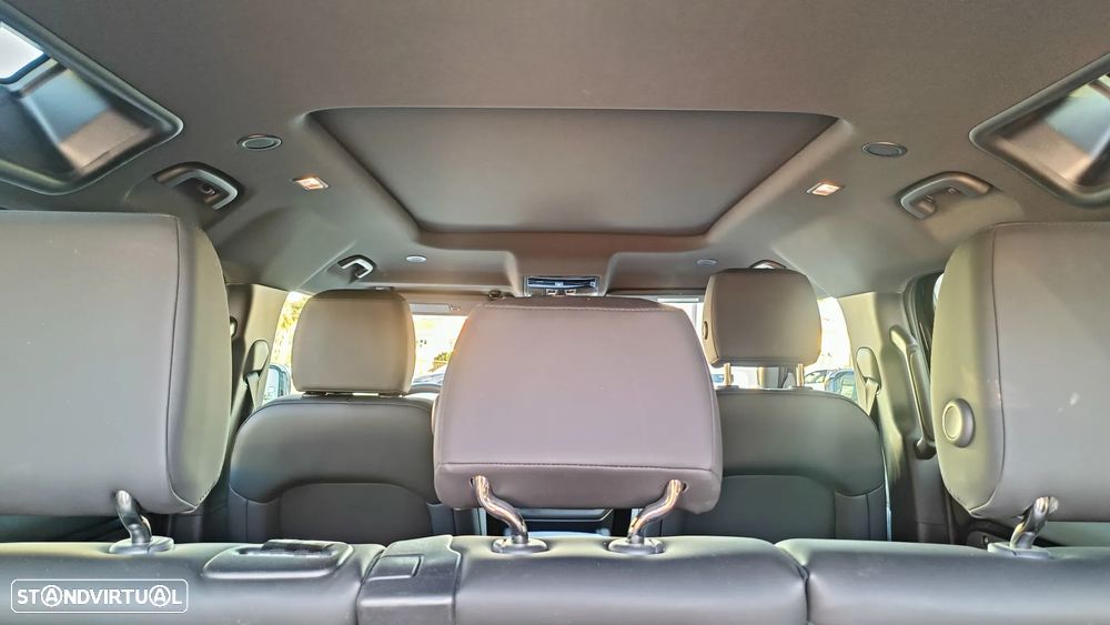 Land Rover Defender 2.0 P300e 110 AWD X-Dynamic SE - 7