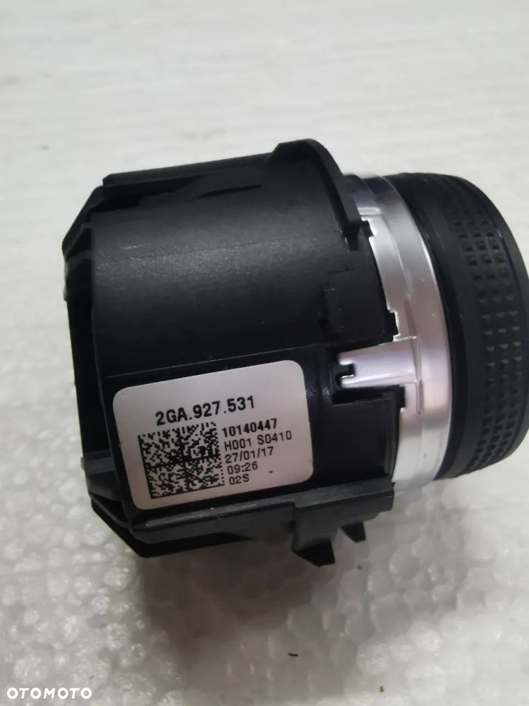 VW T-ROC  2017 rok przełącznik 2GA927531 - 3