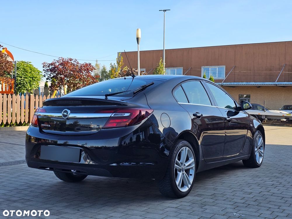 Opel Insignia 2.0 CDTI - 17