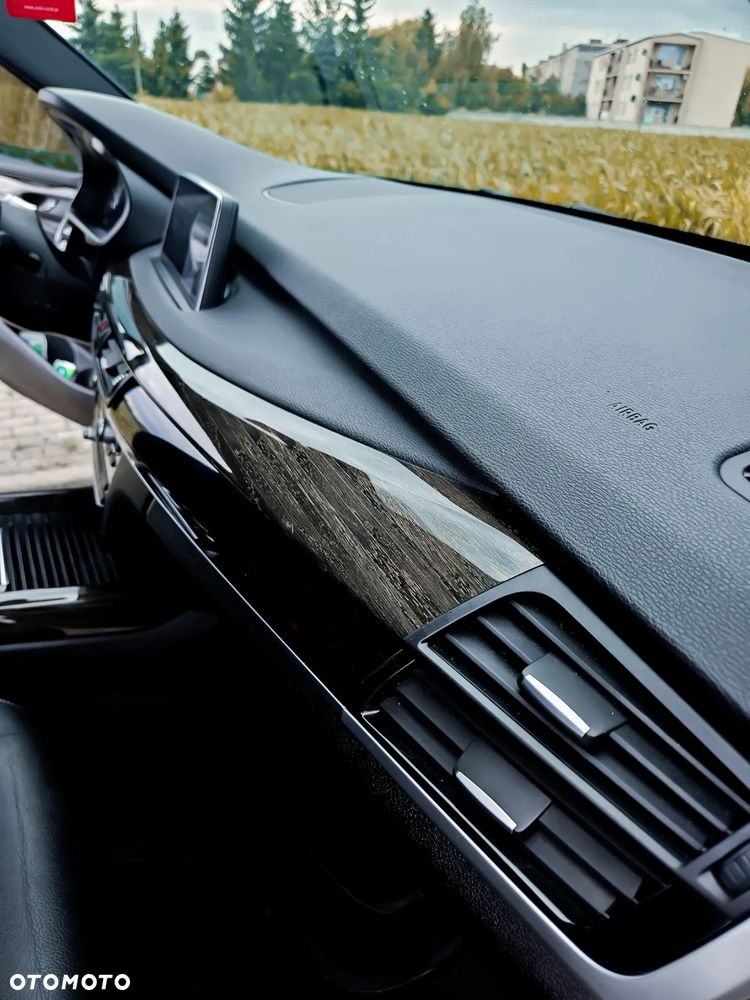 BMW X5 xDrive35i - 20