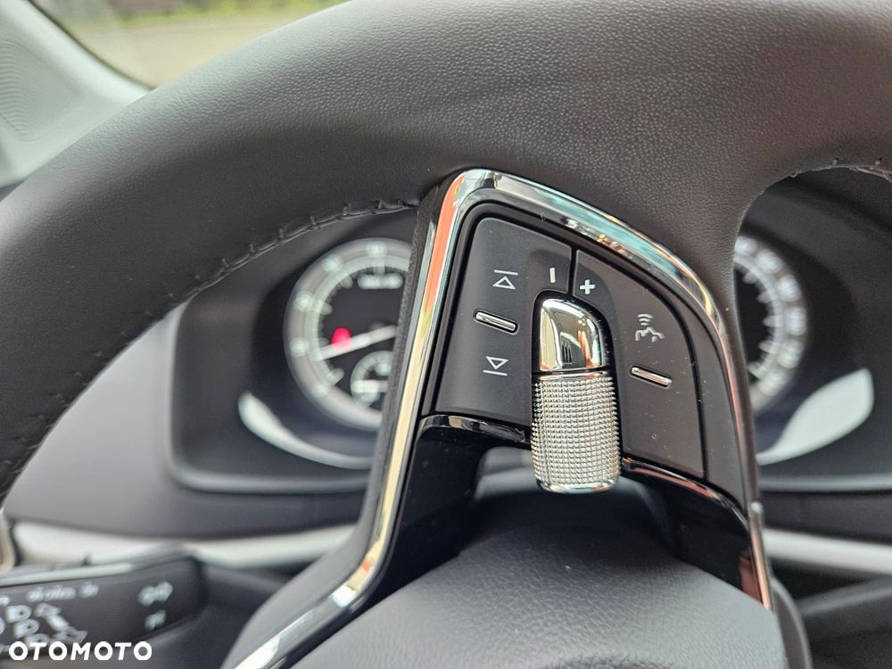 Skoda Karoq 1.5 TSI ACT GPF 4x2 Ambition - 25