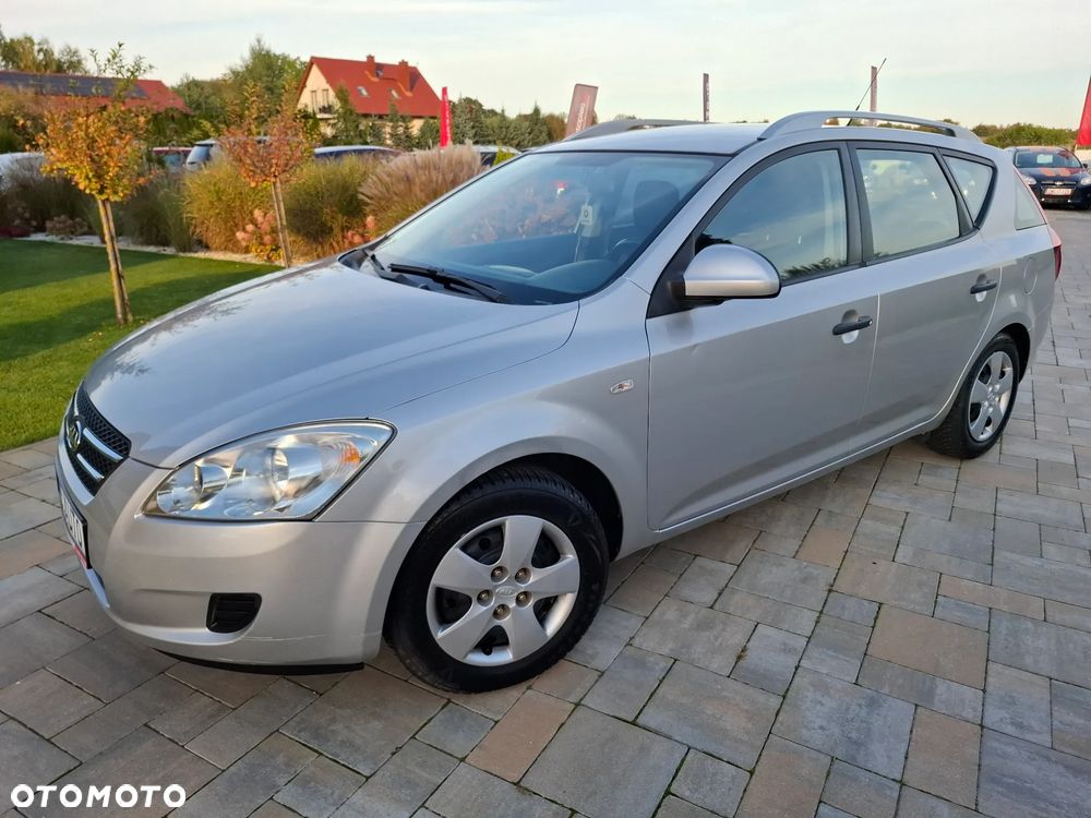 Kia Ceed - 5
