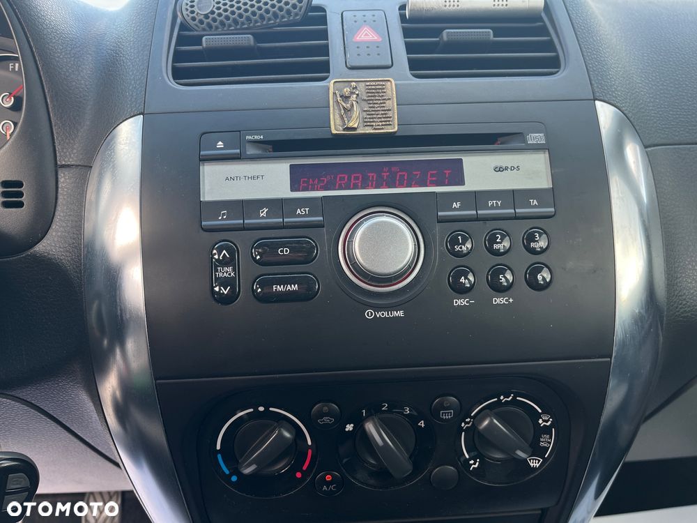 Suzuki SX4 - 13