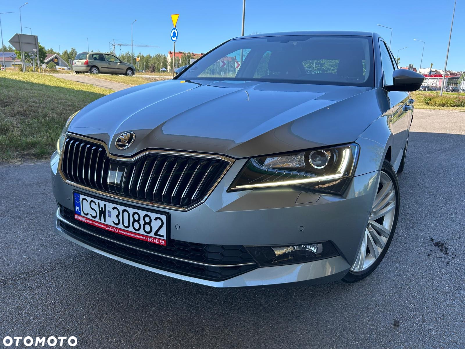 Skoda Superb 1.8 TSI DSG Ambition - 13