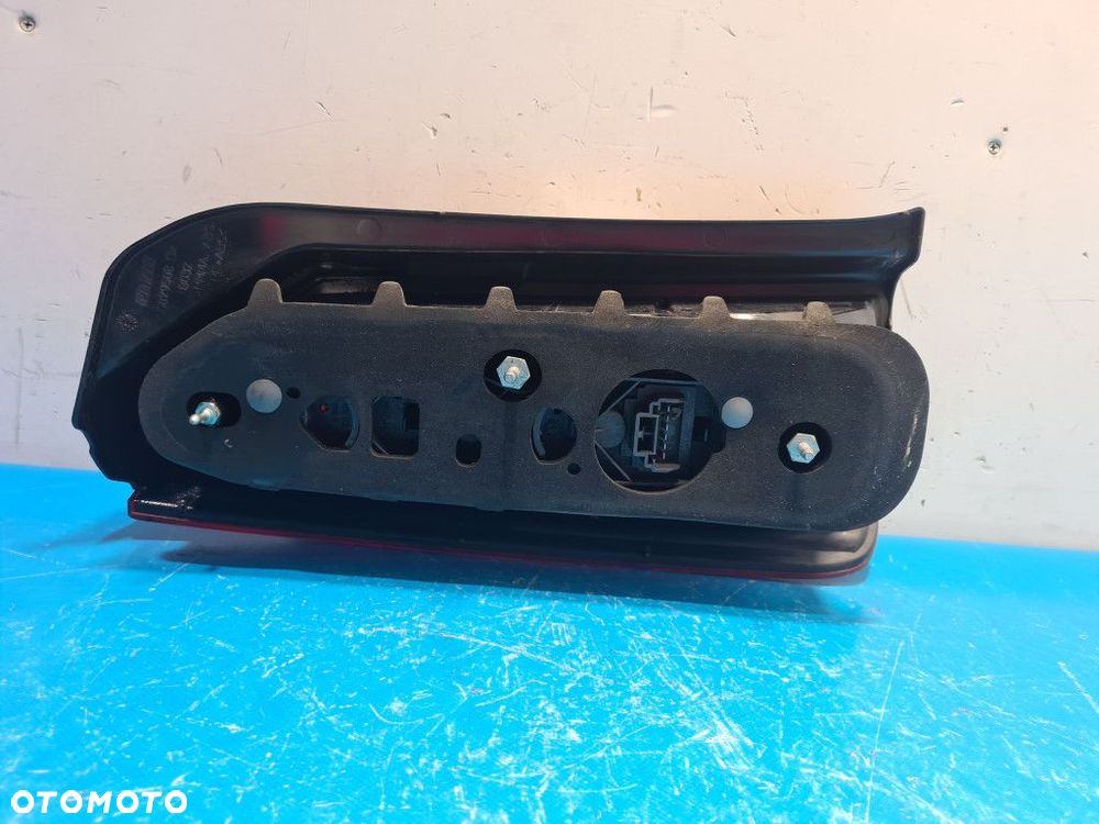 LAMPA TYŁ PRAWA FIAT IDEA - 3