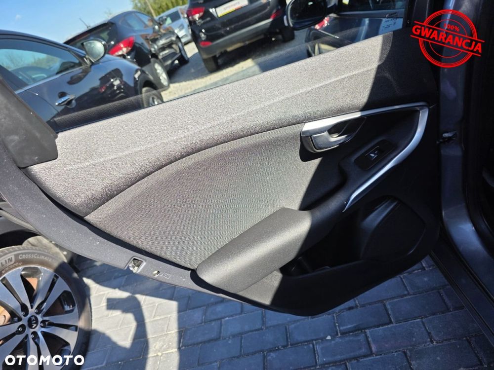 Volvo V40 - 37