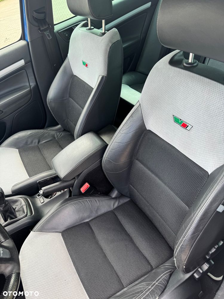 Skoda Octavia 2.0 TDI CR DPF RS - 30