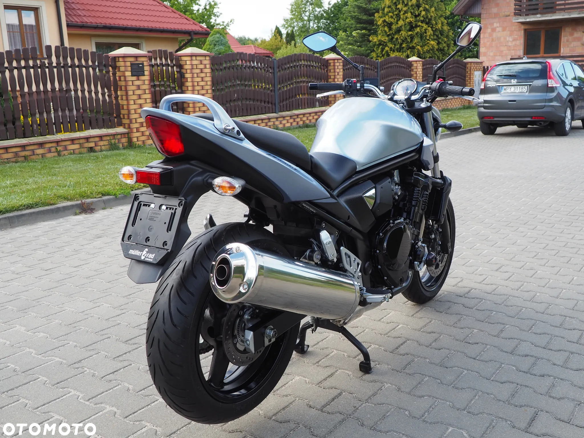 Suzuki Bandit - 10