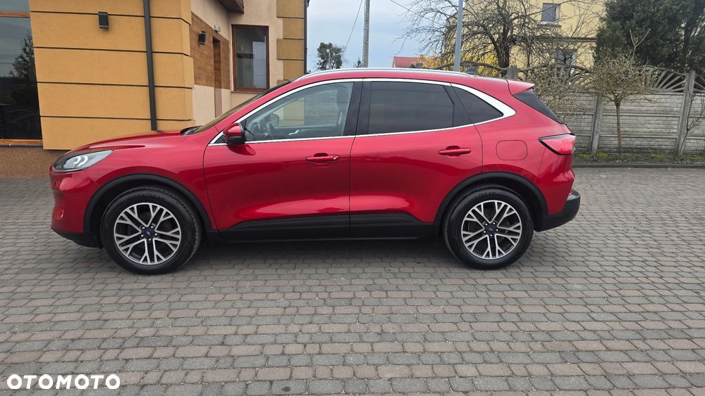 Ford Kuga 2.0 EcoBlue 4x4 TITANIUM - 23