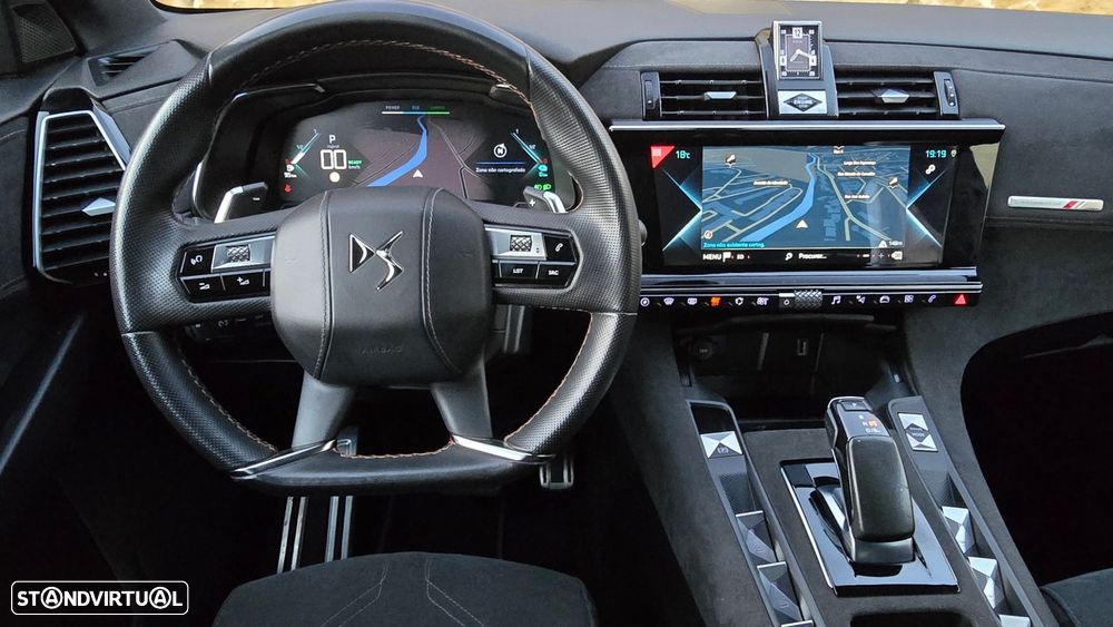 DS DS7 Crossback - 12