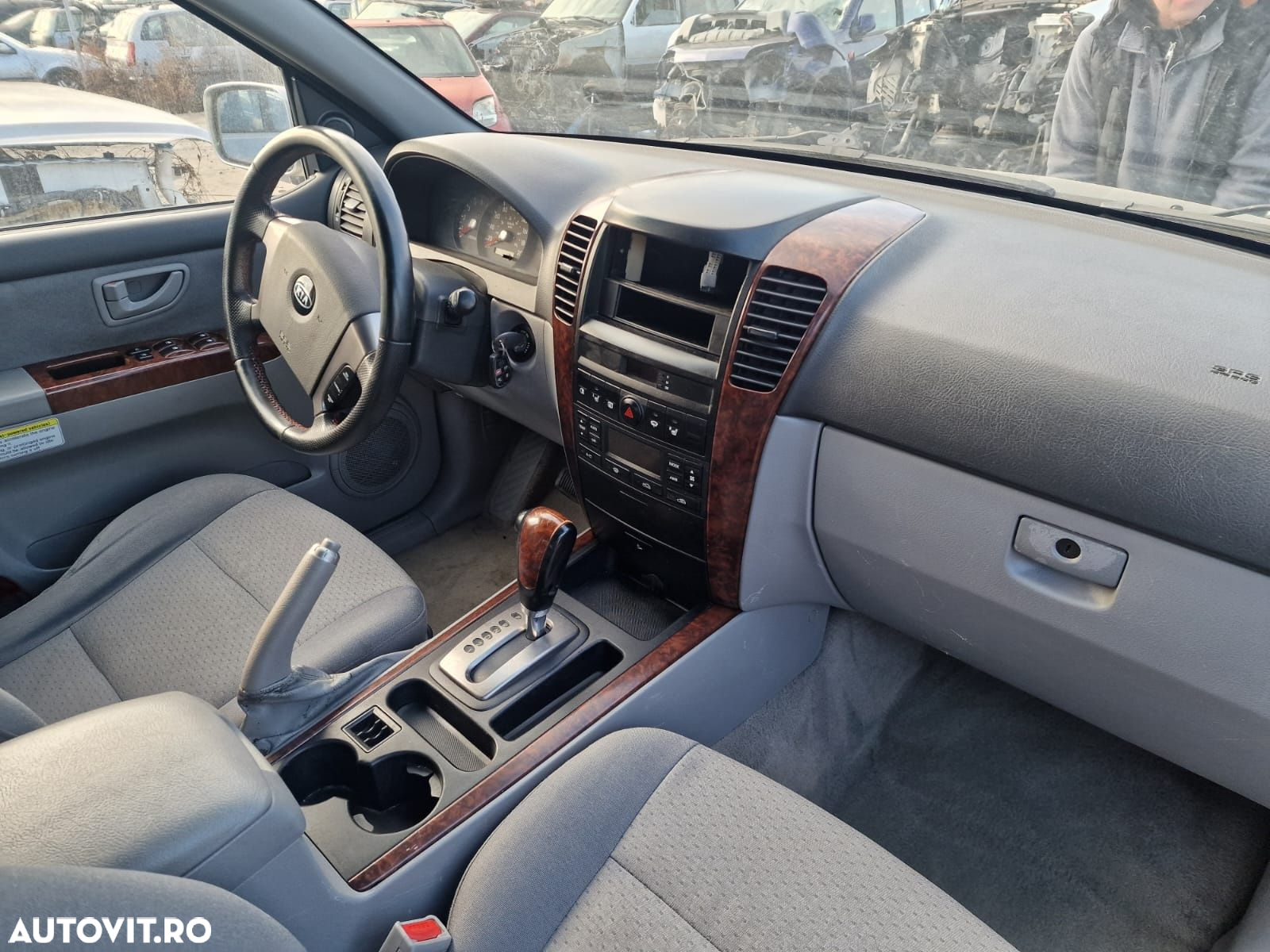Dezmembram Kia Sorento 2005 2.5crdi Cutie Automata - 6