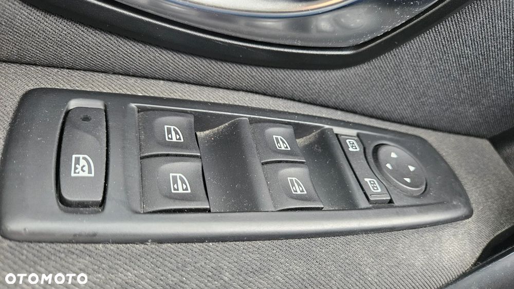 Renault Megane - 8