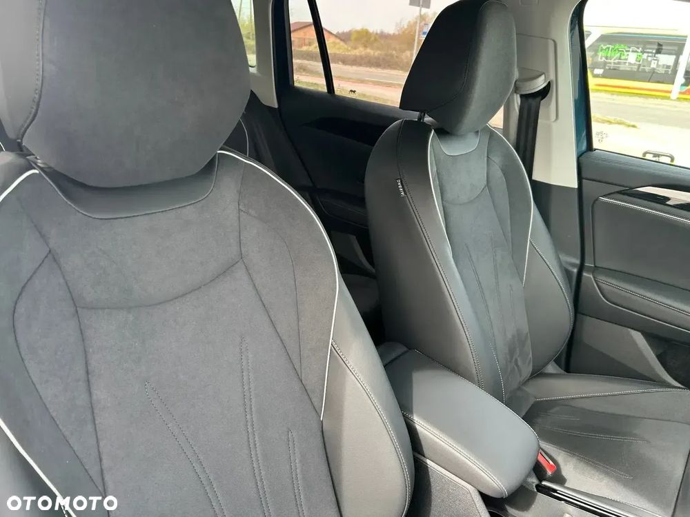 Volkswagen Tiguan 1.5 eHybrid PHEV 150kW Elegance DSG - 24