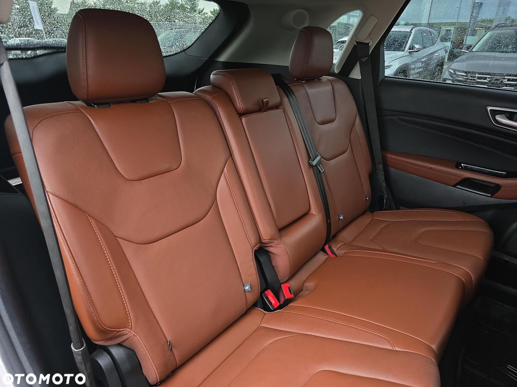Ford Edge - 13