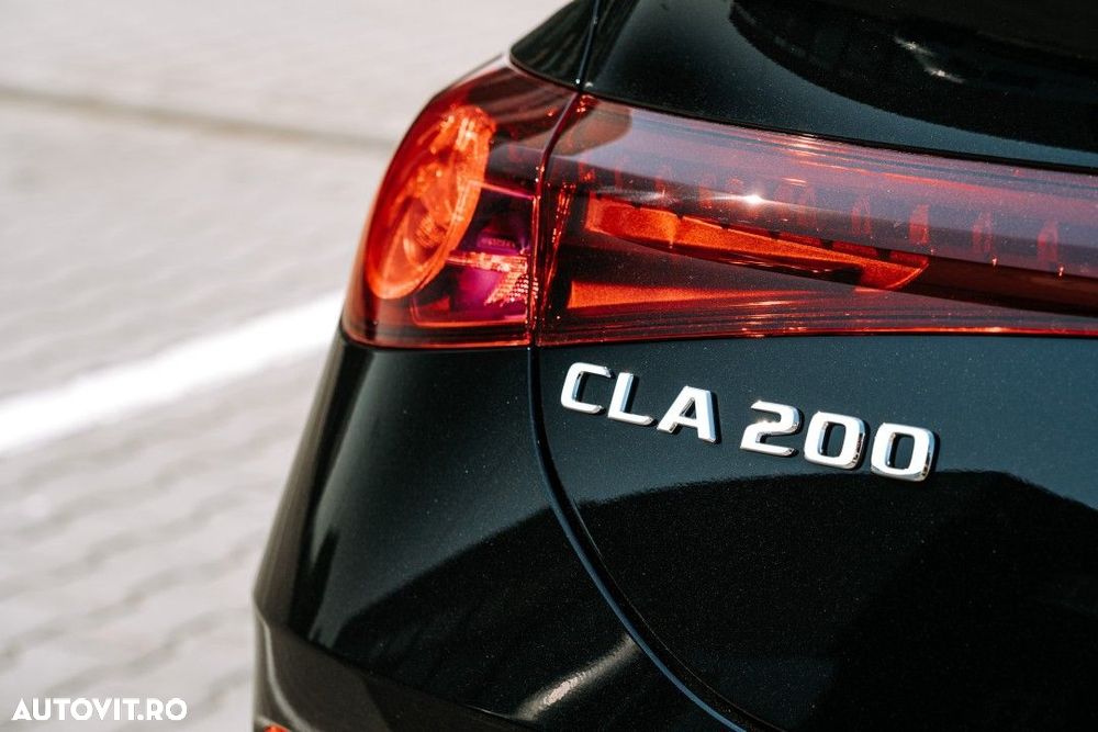 Mercedes-Benz CLA - 12