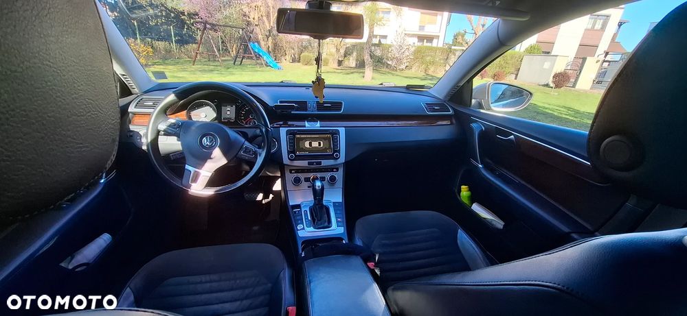 Volkswagen Passat 2.0 TDI Highline DSG - 6