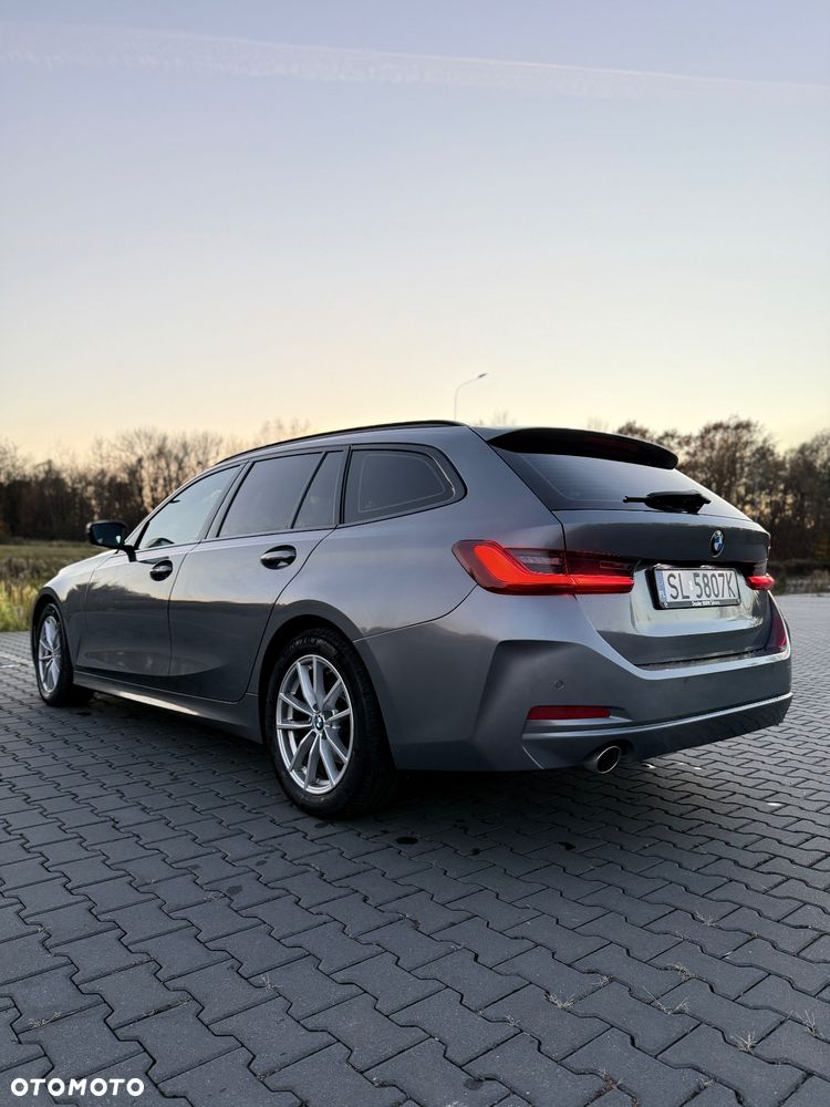 BMW Seria 3 318d Business Edition - 3