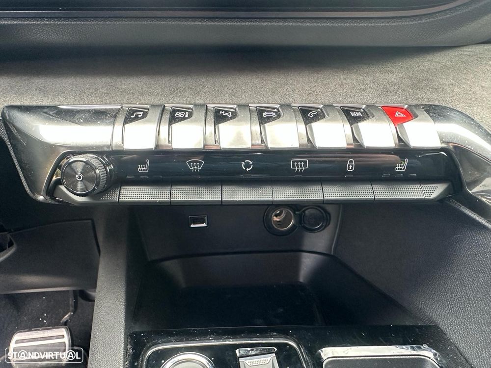 Peugeot 3008 1.2 PureTech GT Pack EAT8 - 19