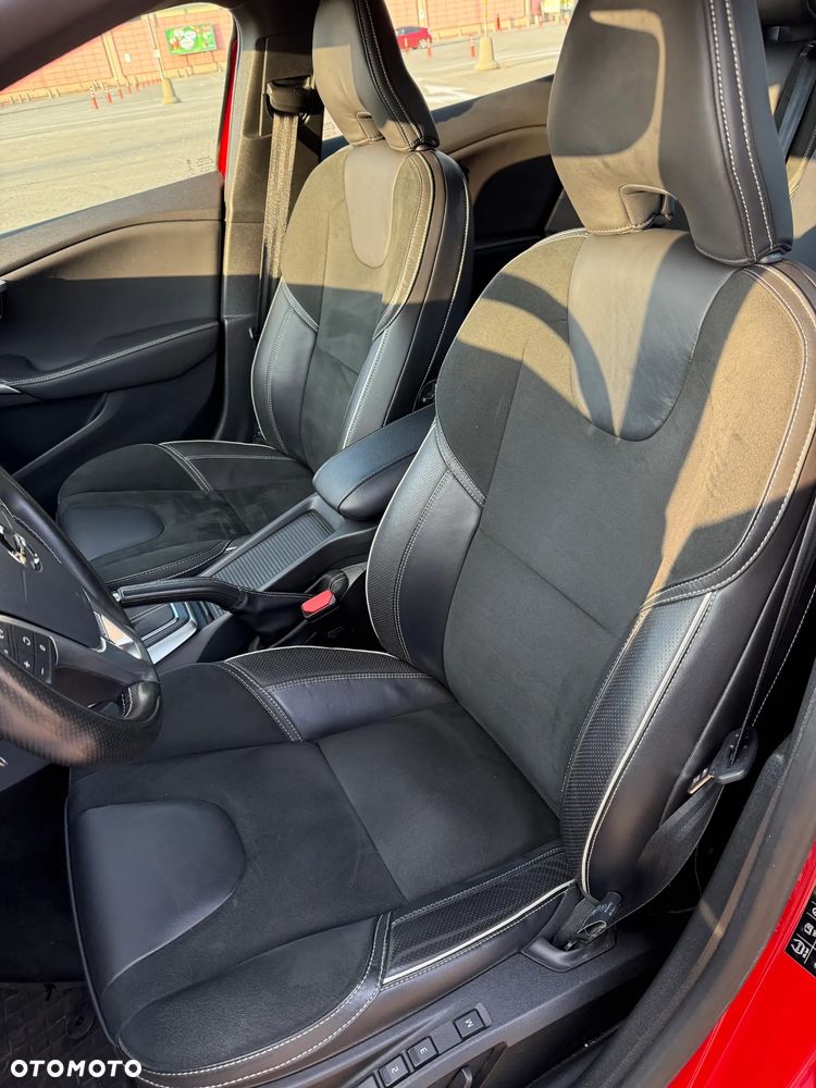 Volvo V40 T3 Drive-E R-Design Momentum - 8