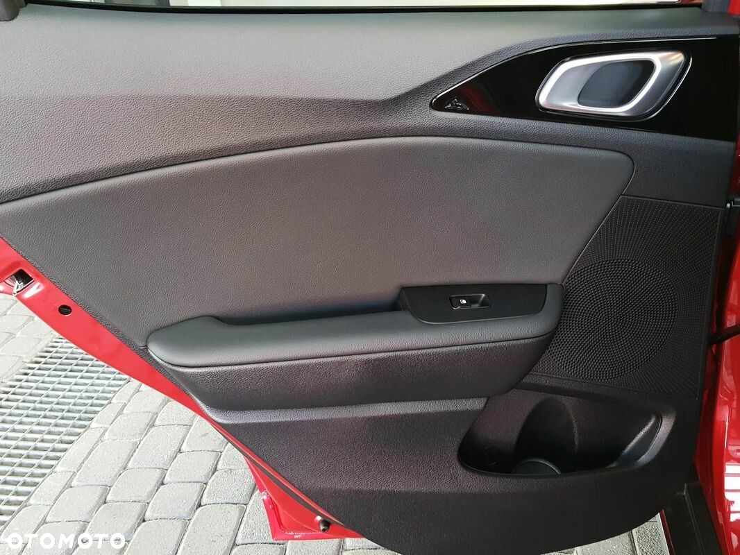 Kia XCeed 1.5 T-GDI Business Line DCT - 22