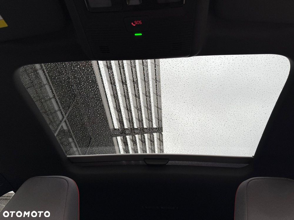 Volkswagen Golf VIII 2.0 TSI GTI DSG - 33