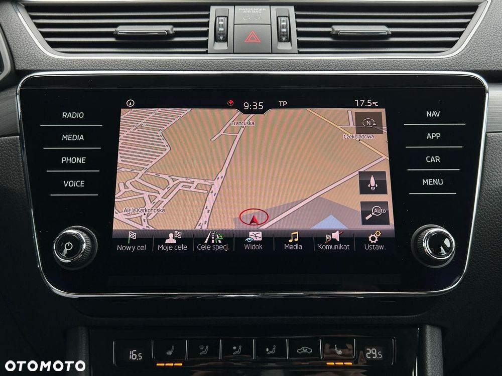 Skoda Superb 2.0 TDI Style DSG - 29
