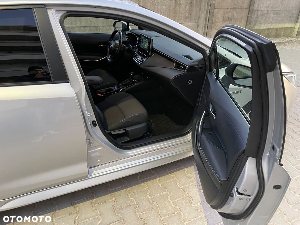 Toyota Corolla 1.8 Hybrid Comfort - 14