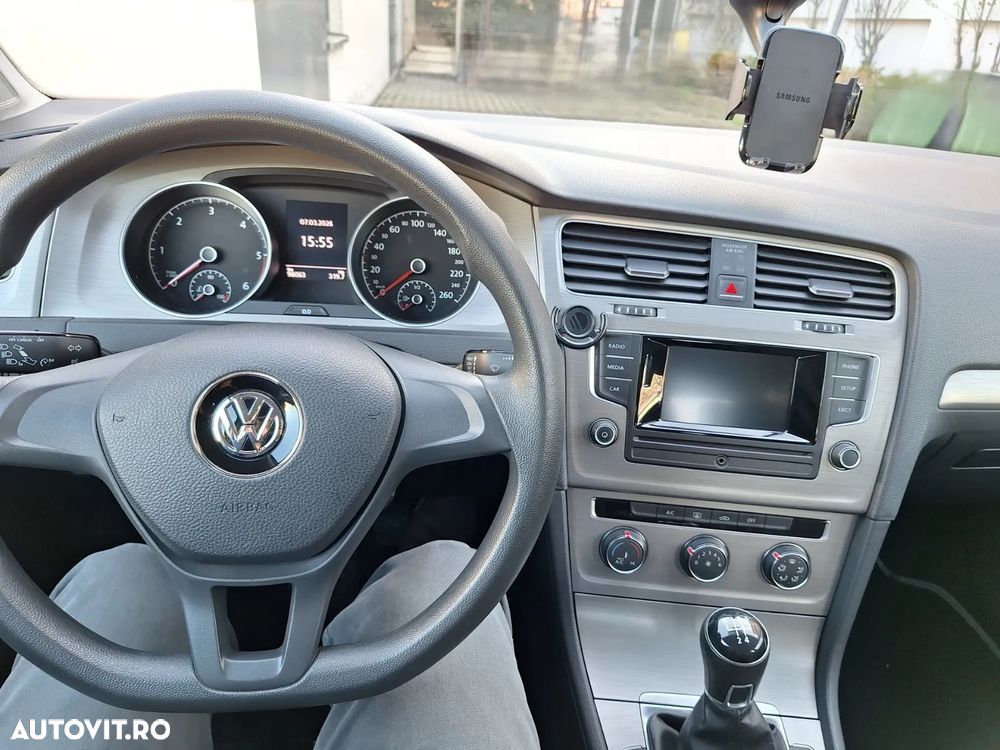 Volkswagen Golf 1.6 TDI DPF Trendline - 5