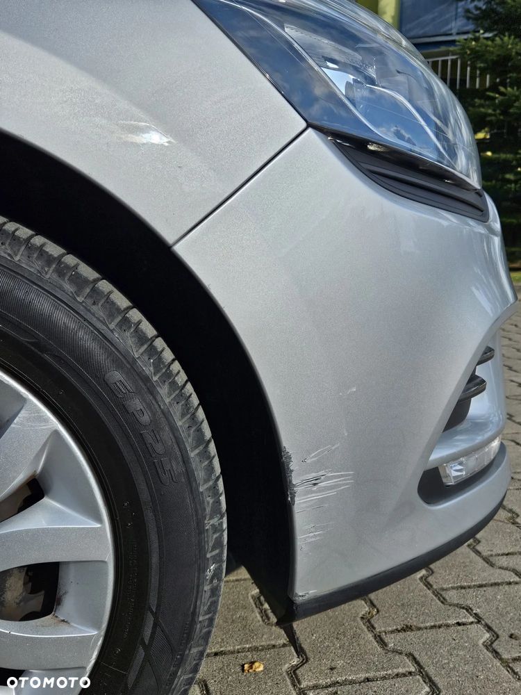 Renault Clio 1.2 16V Alize - 11