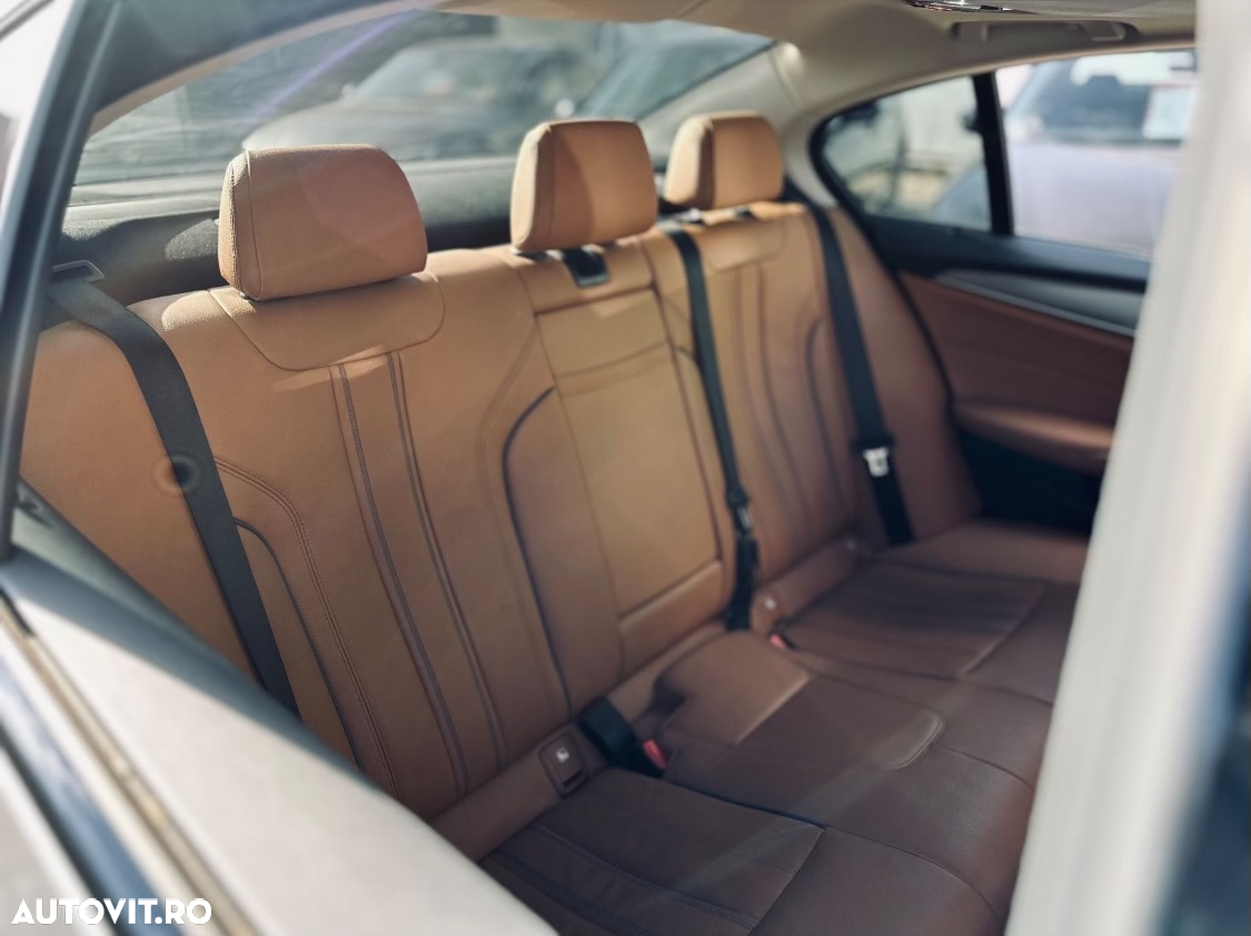 BMW Seria 5 520d xDrive AT - 29