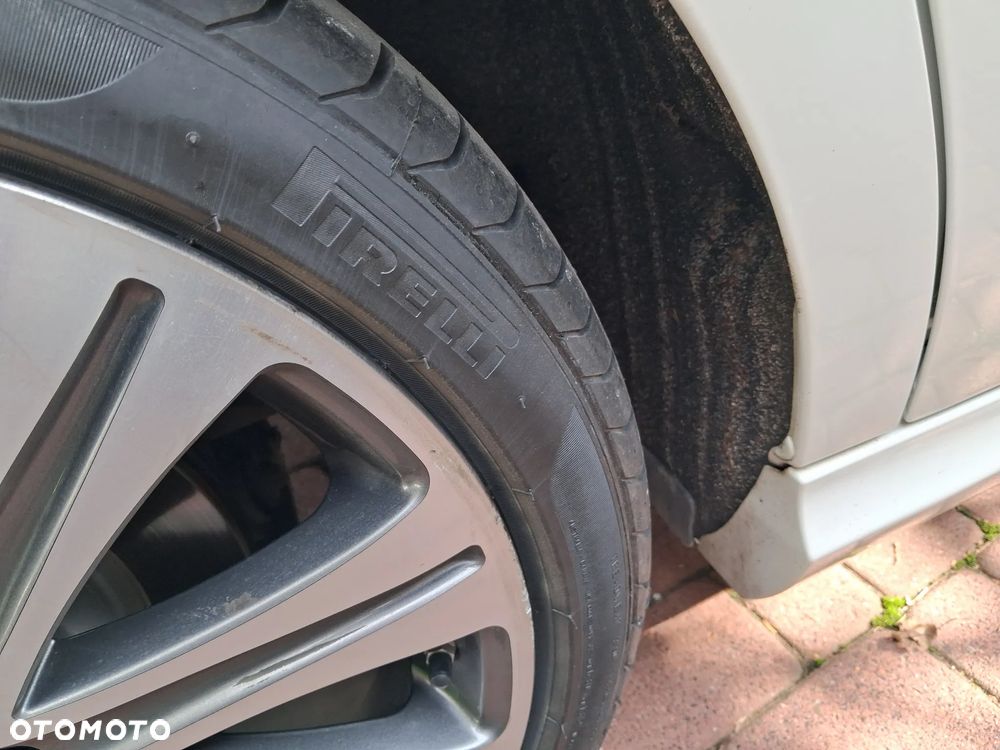 Mercedes-Benz CLA 250 4Matic 7G-DCT - 18