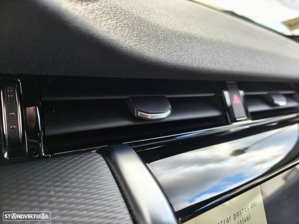 Land Rover Discovery Sport - 42