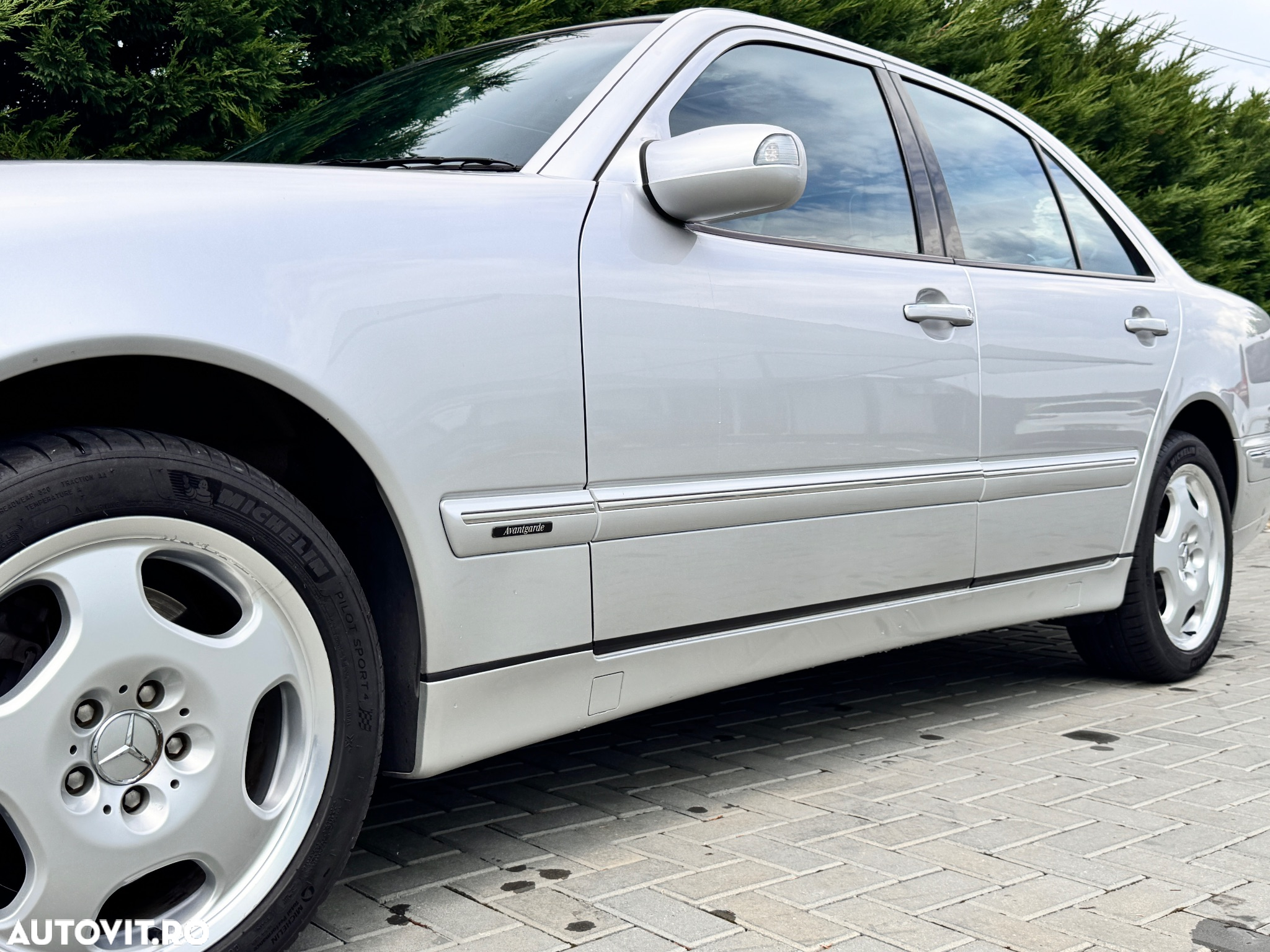 Mercedes-Benz E 430 4-Matic Aut Avantgarde - 7