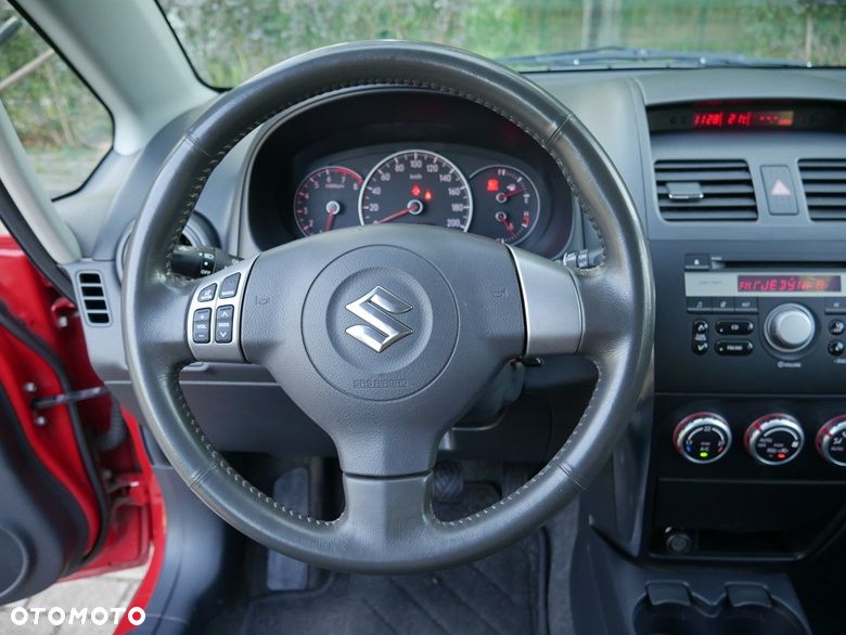 Suzuki SX4 1.6 VVT 4x2 Comfort - 13