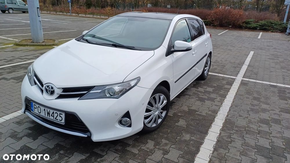 Toyota Auris 1.33 VVT-i Premium - 1