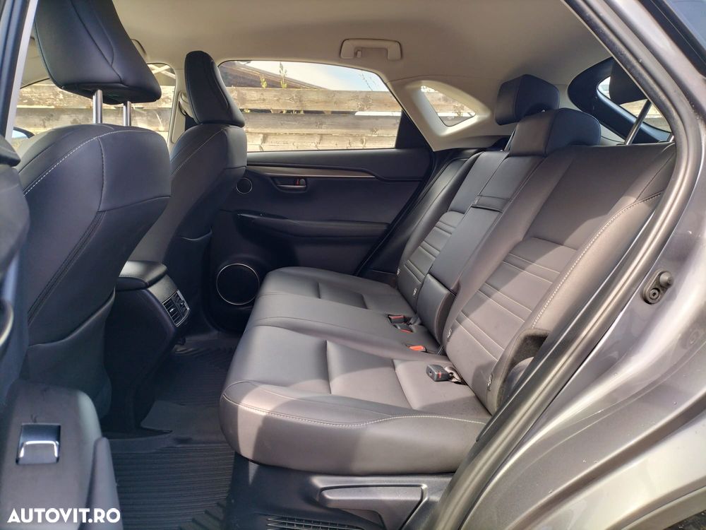 Lexus Seria NX 300h AWD Business - 5